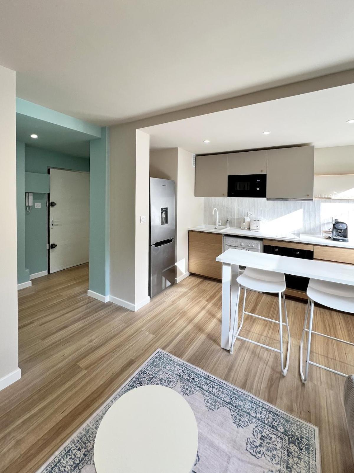 Apartment T2 Renove, Quartier Compans